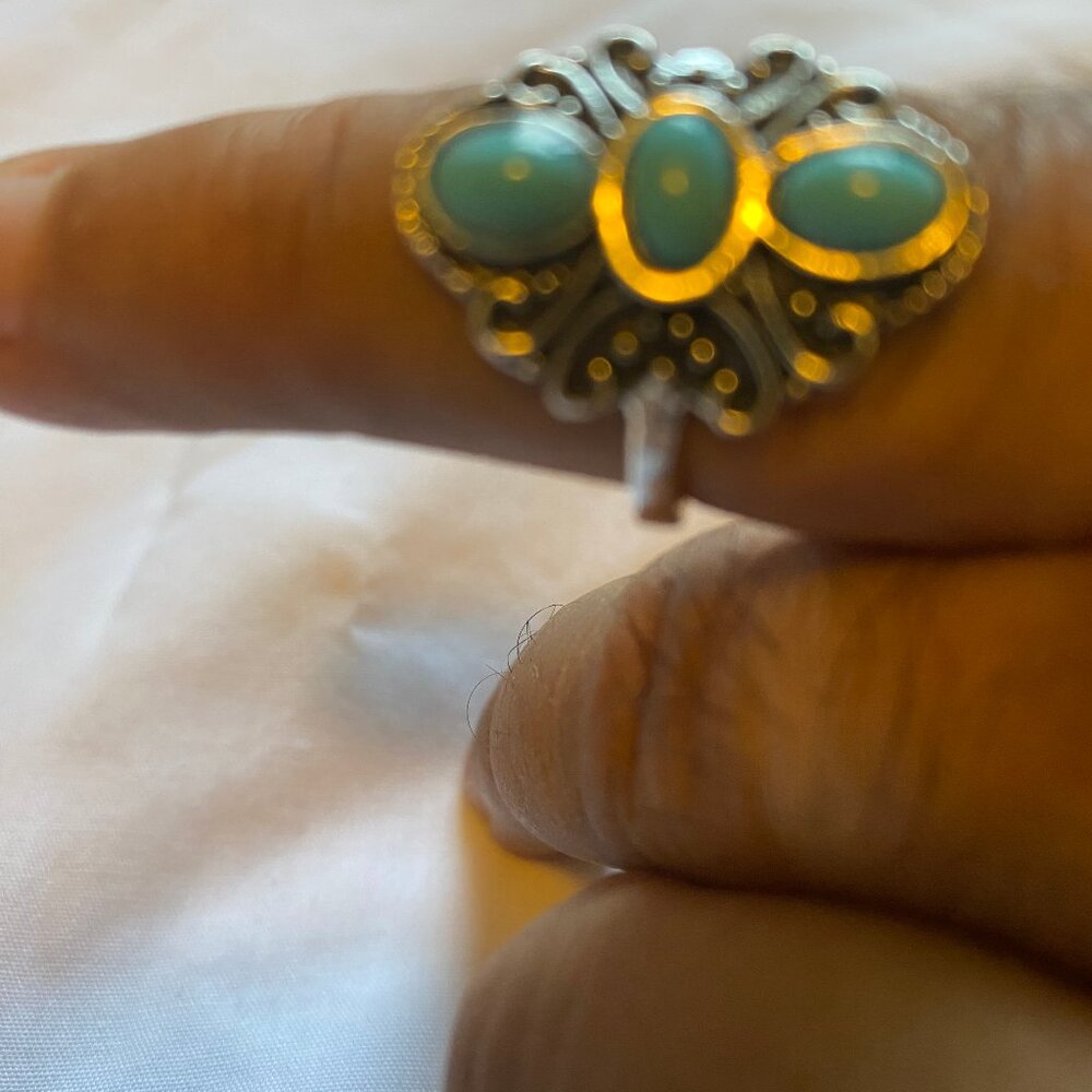 Native American Sterling Silver W/ 3 Turquoise Gemstones Ring Size 6 For Women